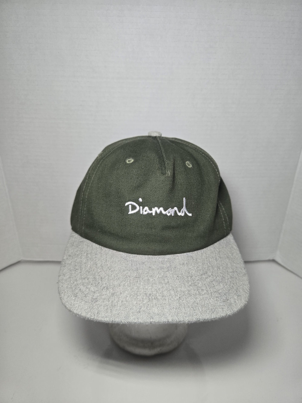 Diamond Script Logo Cap in Olive Green and Light Gray